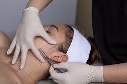 Dermaplaning vs. Microdermabrasion